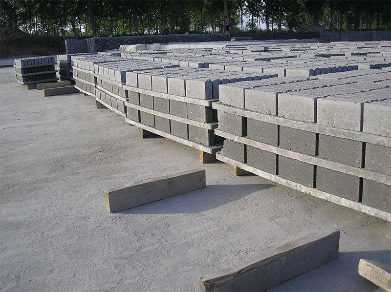 <a href=http://www.fujitong.com.cn/ target=_blank class=infotextkey>空心磚托板</a>