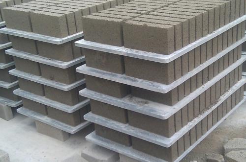 <a href=http://www.fujitong.com.cn/zjtb/ target=_blank class=infotextkey>PVC磚機托板</a>廠家